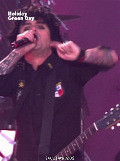 Green Day's 'Holiday' Live Performance Analysis