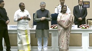 24K views · 455 reactions | Nithya Menen receives the National Award for Thiruchitrambalam. #70thNationalFilmAwards #Nithyamenen #Thiruchitrambalam #Dhanush #Thiru #NationalAwards #SIIMA | SIIMA | Facebook