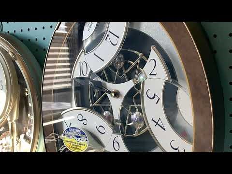 Small World Rhythm CTS “Tri-Cracker Supra” “Courum” Wall Clock