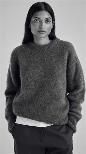 BALZAC PARIS on Instagram: "LE MOT TPR (Toujours Plus Responsable) Julie, Responsable Qualité chez Balzac Paris, vous partage ses conseils pour bien entretenir et prendre soin de votre pull Doudou, afin de le faire durer saison après saison. — LE MOT TPR (Always More Responsible) Julie, our quality manager at Balzac Paris, shares her tips on how to properly care for your Doudou sweater, so it stays beautiful for years to come. #BalzacParis #Balzac #TPR #ToujoursPlusResponsable #ModeResponsable"