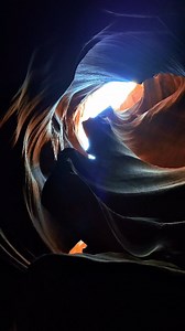 Antelope Canyon… one of the most magical places in Arizona. The light beams, the sandstone curves, the colors — everything feels unreal. Truly a must-see in Arizona’s slot canyons. #antelopecanyon #upperantelopecanyon #slotcanyon #arizona #naturelovers #exploreusa | Adventurous Desi