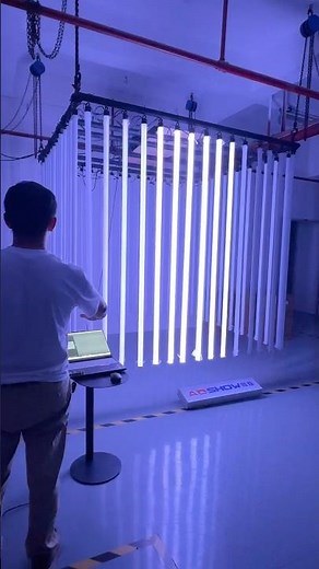 Touchdesigner + Leapmotion Human hand real-time interactive 360 pixel tube 2M 288leds/48pixels ip66