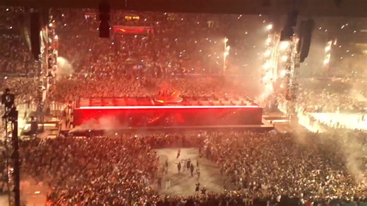 42K views · 1.5K reactions | Le quadruple WALL OF DEATH du concert de DJ SNAKE    | FRENCH CROWD | Facebook