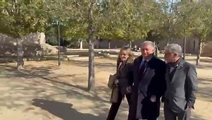 140K views · 16K reactions | ‼️‼️  Le président Joan Laporta à Sant Cugat À propos, Laporta s’est marié ici et s’en est souvenu à son arrivée Aujourd’hui, c’est une journée complète pour le conseil d’administration dans la ville. Ils y resteront jusqu’au soir – réunion, déjeuner, visite et événemen | Enas Manita FC.B | Facebook