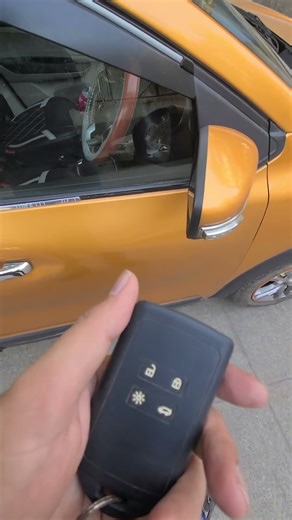 Keyless Entry remote Renault Triber #automobile #review #car #renault