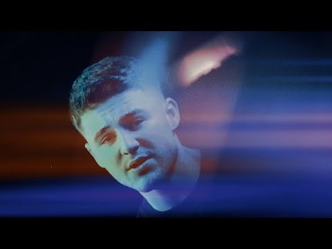 Mario Fresh - Singuratate si Dans In Ploaie | Official Video