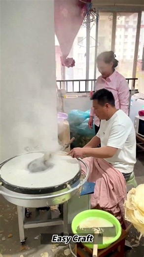 Using a Rotating Electric Pancake Maker