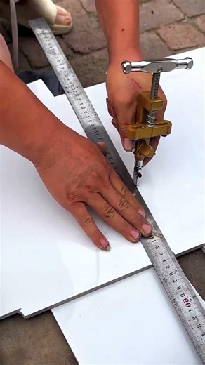 💎Portable Glass and Tile Cutter for Clean Breaks