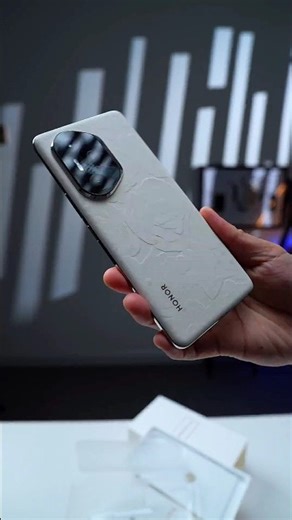 UNBOXING HONOR 300 ULTRA — Flagship Beast w/ 3.8x Zoom • 100W Fast Charge • AMOLED 120Hz!