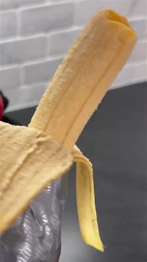 Banana vs big sharpener