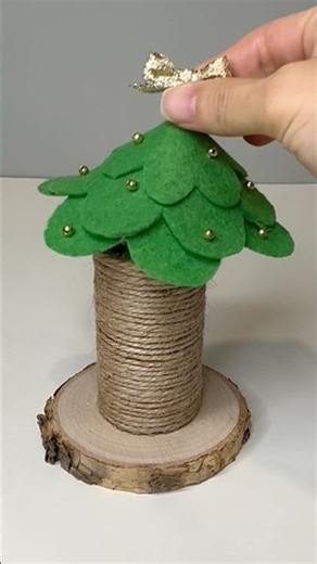 DIY Felt Christmas Tree with Hidden Storage 🎄