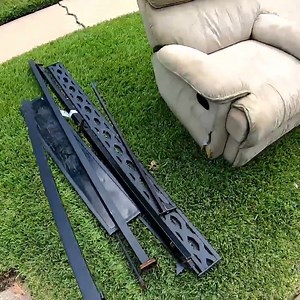 I believe curbside scavenging will work. #dumpsterdiving #mikethescavenger #urbantreasurehunting #scraplife #scrapmetal #urbanscavenging | Mike The Scavenger