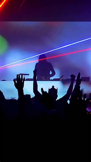 Bassnectar on Instagram: "Speakerbox BLAST ❤️‍🔥"