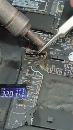 Replace the burnt connector and cable （Windows Laptop)