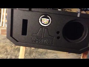 Cadillac Escalade EXT Midgate Replace Subwoofer Box JL 13W7AE Ported