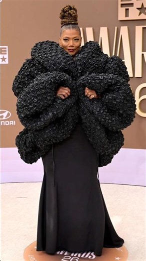 Queen Latifah Dramatic Glam @ The BET Awards 2026 #queenlatifah #fashionpolice #betawards #bet