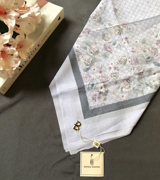 Banyak motif baruuuu🥰 #fyp #fypage #fyppppppppppppppppppppppp #bucklescarves #hijabmotif #hijabparis #grosirhijab #grosirhijabmurah #hijabmurah #umamascarves #herscarves #hijabmotifpremium