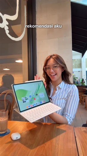 drg. Miracle Sitompul on Instagram: "GOALS 2026 JANGAN CUMA JADI WACANA! 🧠✨ Kalau target kamu tahun ini besar, entah itu lolos UTBK, bikin bisnis, upgrade skill, dll, cara kerjanya gak bisa biasa-biasa aja. Berhenti batasi diri dengan setup yang ribet. Planning 2026 aku simpel: Fleksibilitas tinggi tapi performa harus tetap best. Makanya, gear andalan aku tahun ini yaitu HUAWEI MatePad 12 X (2026). Buat ngejar target tinggi, aku butuh PC-Level Productivity yang bisa dibawa ke mana aja. Dan juju