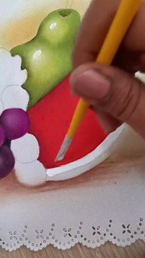 Aprende a pintar frutas hoy vamos a pintar una pera y una sandía | Pintando con Lydia Pérez
