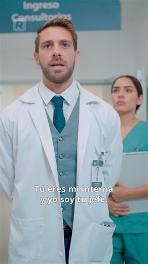 El Doctor que Marcó mi Destino Trailer: Juliana descubre que su nuevo jefe es el hombre que salvó su vida y con el que compartió un apasionado momento íntimo, el doctor Camilo Batiz. Su destino quedó marcado desde esa noche, con un secreto que Juliana se esfuerza por ocultar, mientras que el magnetismo y la pasión entre ellos están a flor de piel ¿Podrán resistir estar tan cerca el uno del otro? | Isabella del Monte