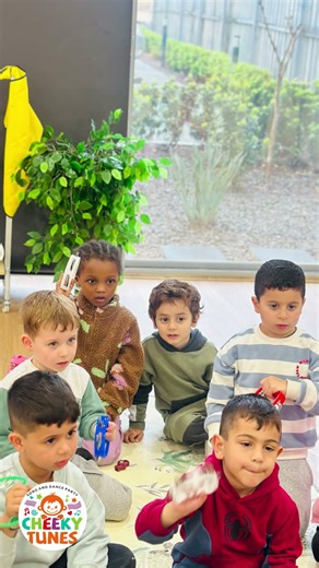 CHEEKY TUNES | CHILDCARE CHRISTMAS SHOW