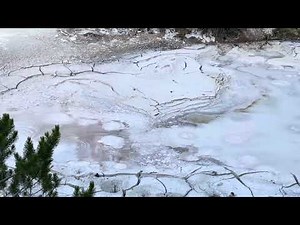 Yellowstone Mud Pots: Bubbling Geothermal Wonders | Explore Nature’s Power!