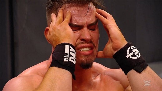 WWE legend thinks Austin Theory is going to lose upcoming match against 17-year veteran (Exclusive)