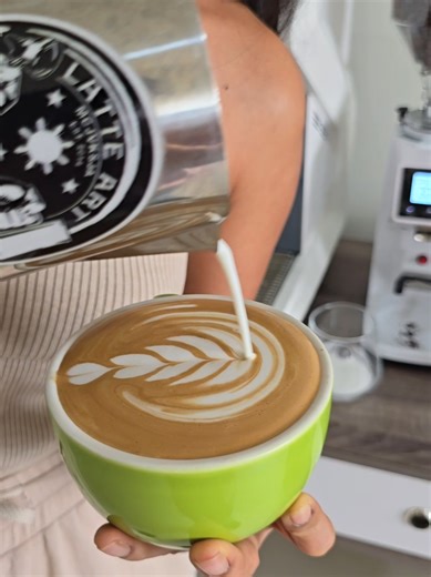 Mastering Stack Tulip Latte Art