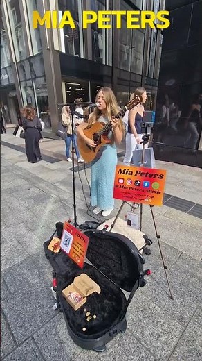 🌟 Unbelievable Talent! Mia Peters Busking “You Said Forever” Live on Grafton Street!