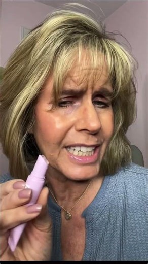 Best Gloss for Mature Lips | Laka Fruity Lip Glotioner Review Alternate testing title: Lip Gloss