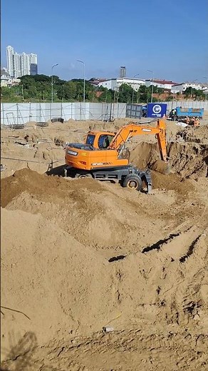 Amazing Excavator Skills! Digging House Footings with Precision