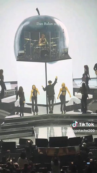 Chica Bomb - Dan Balan Live in București 2025