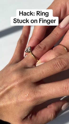 In the hospital we’d use a tourniquet but ribbon works as well. You can also try windex, dish soap and oil. Severe cases will need to be cut off. Good luck. #ringstuck #ringstuckonmyfinger #ringhack #jewelryhack #jewelrytrick #bijoulab