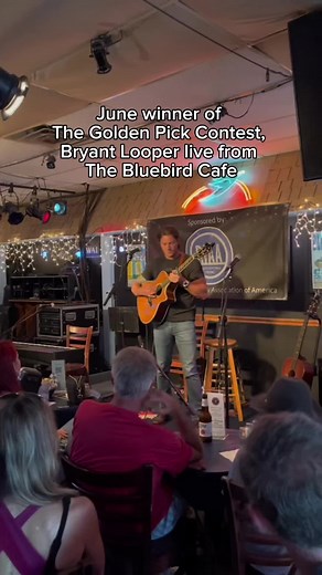 Bryant Looper and his winning song “Young Love, Old Days” of the Golden Pick Contest LIVE from The Bluebird Cafe ✨ #bluebirdgoldenpick #originalmusic #bluebirdcafe #nashville #countrymusic #fyp #viral