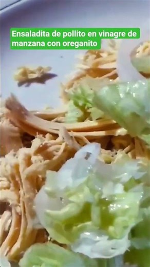 Chicken salad with apple cider vinegar and oregano