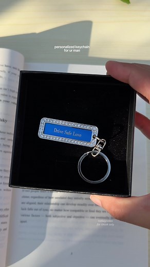 Personalized Keychains: Unique Gifts for Him