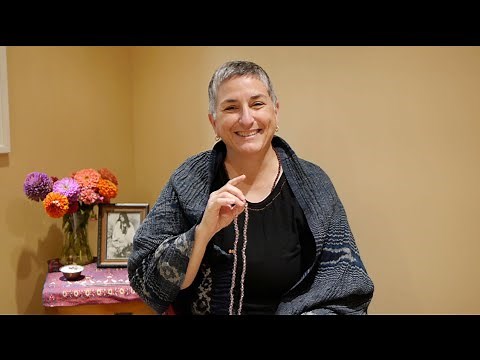 How to use a Mala with Shambhavi Sarasvati