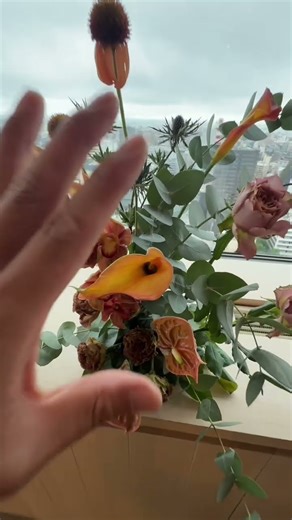 開いてくれない #花屋の仕事 #花屋の日常 #花