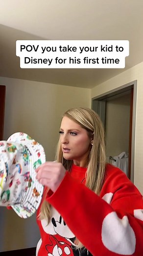 RILEY’S LAUGH AT THE END 🥹🥰 @darylsabara #madeyoulook #disneyland