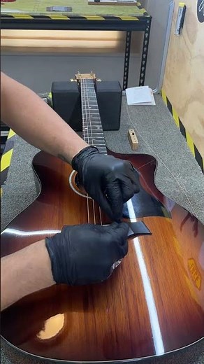 Taylor Guitar String Install #acousticguitar #taylorguitars #gbrcenter #guitarshop