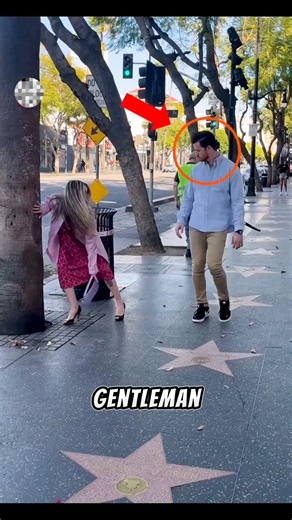 He saw her stuck and turned into a real-life Prince Charming! 👠✨#shorts