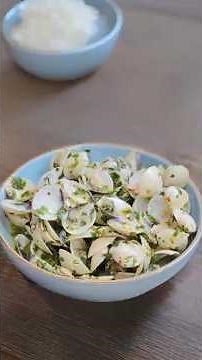 Egyptian-Style Garlic Herb Clams: Easy Recipe with Frozen #clams #garlicherbclams #egyptianclams