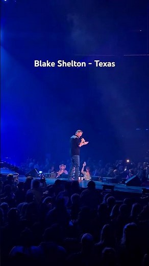 she's probably in Texas #blakeshelton #country #concert