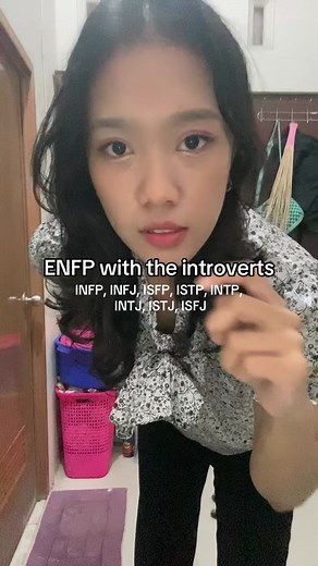 ENFP with Introverts VS Extroverts | Comedy Performance