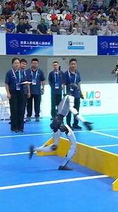 Algorithm vs. Obstacles! Watch this humanoid robot crush the 100m race with AI agility. #robot #WorldHumanoidRobotGames | CCTV