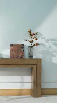 Clean Frame Wooden Console Table Multi-Surface Display Solution