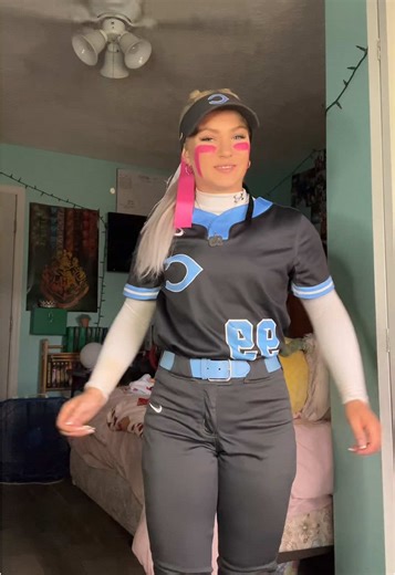 Take a draft guys #fyp #softball #viral #makemefamous