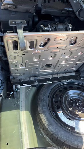 13K views · 143 reactions | I had to fix this car that another shop tool apart Lady spent money and the issue was never fixed #automotive #mechanical #cars #engineering #car #mechaniclife #autorepair #engine #Reelfb | thom | Facebook