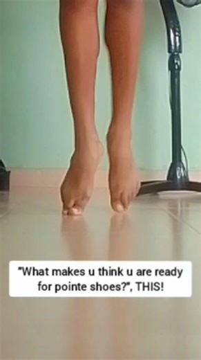 "Walking on toes No pointe shoes l Self taught ballerina"#ballet #dancer #self taught #ballerina