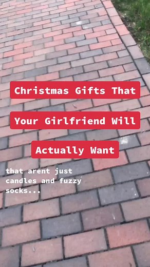 Follow for more gift ideas!! Tell me what you would like to get in the comments🥰 #christmasgifts #fyp #giftsforgirlfriend